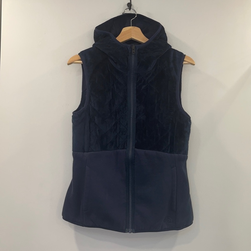 The North Face Women's Navy Vest